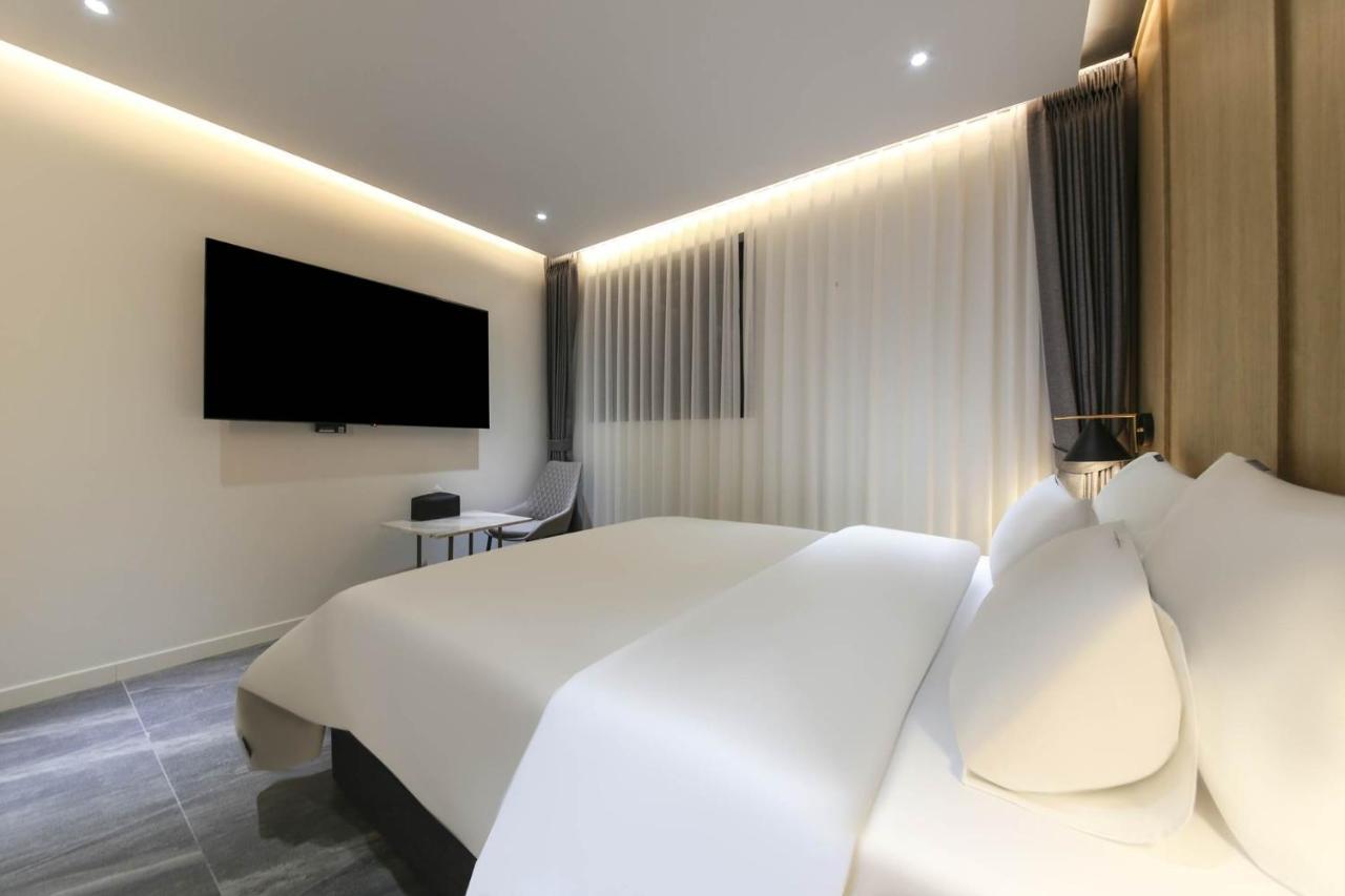 Brown Dot Hotel Pyeonghwa Plaza Mokpo Exterior photo