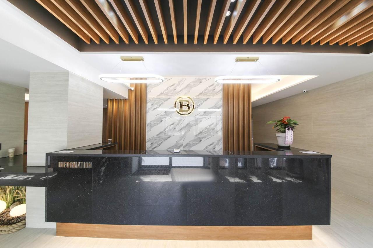 Brown Dot Hotel Pyeonghwa Plaza Mokpo Exterior photo