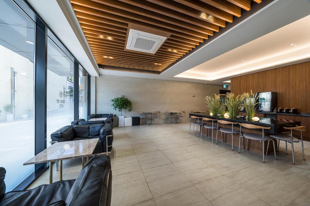Brown Dot Hotel Pyeonghwa Plaza Mokpo Exterior photo