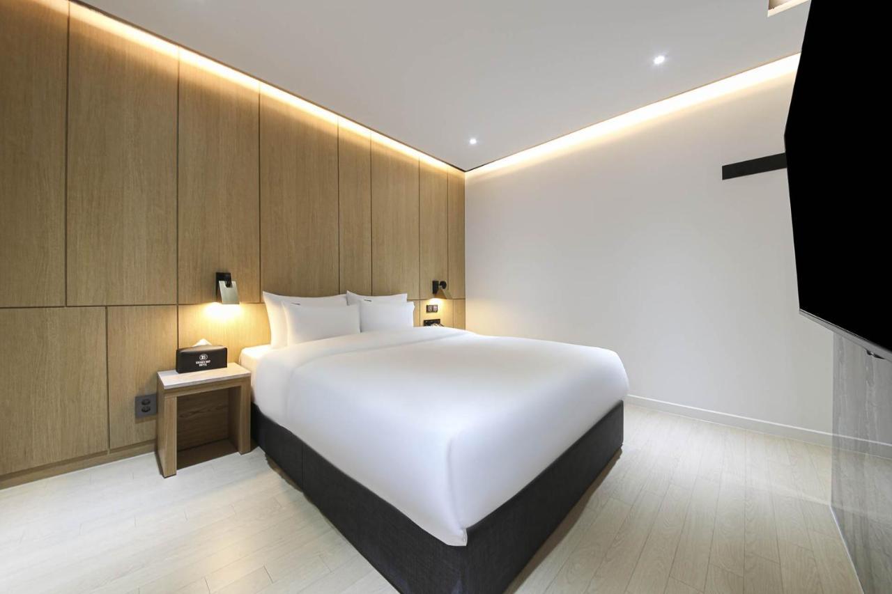 Brown Dot Hotel Pyeonghwa Plaza Mokpo Exterior photo